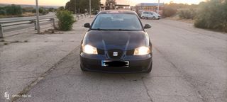 SEAT Ibiza 2004
