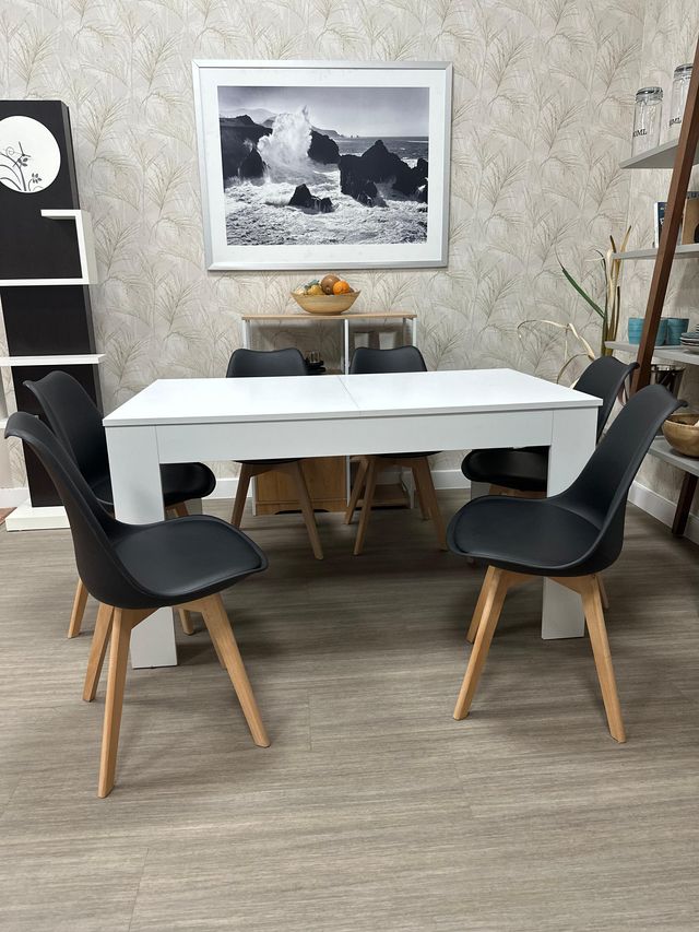 Mesa de comedor y 6 sillas nuevas