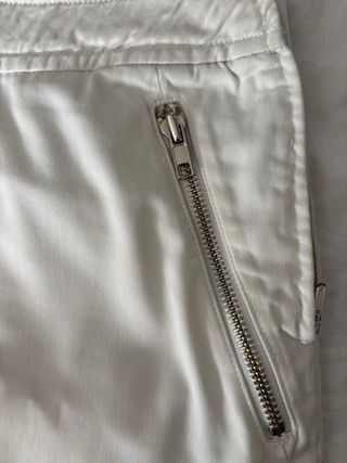 Pantalón blanco talla 36 con cremalleras