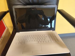 Ordenador portátil HP blanco