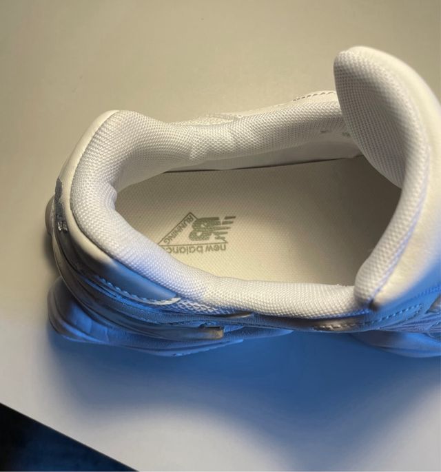 New Balance 9060 Bianche Taglia 44