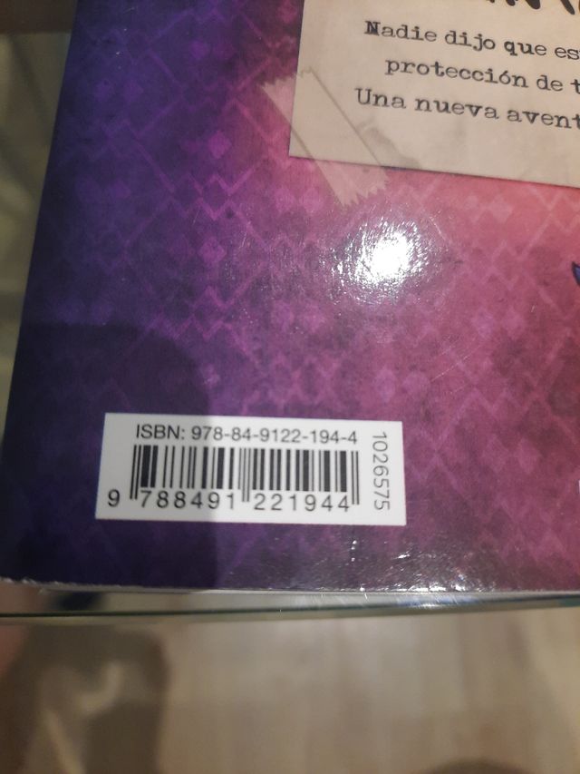 Cerrado por fantasmas. Familia a la fuga 3