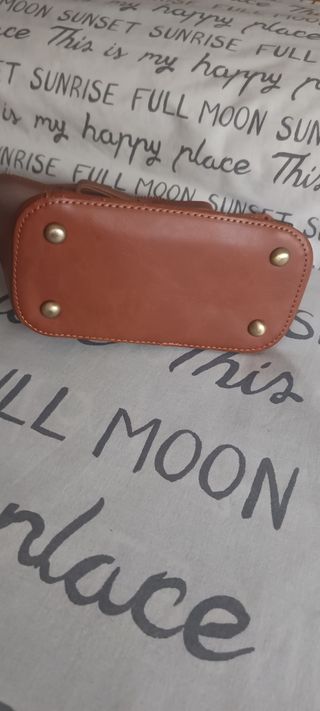 Bolso de mano marrón