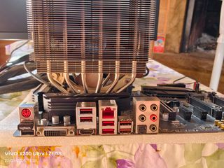 AMD Ryzen 7 2700X + Placa Base + Disipador Noctua