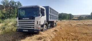 Transporte de maquinaria y productos agricolas.