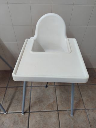  2 Tronas IKEA blanca