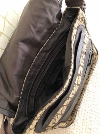 Bolso bandolera Calvin Klein beige y marrón