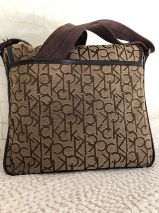 Bolso bandolera Calvin Klein beige y marrón