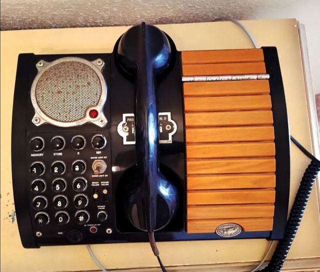 Telefono vecchio originale