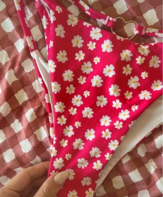Bikini fucsia flores talla M