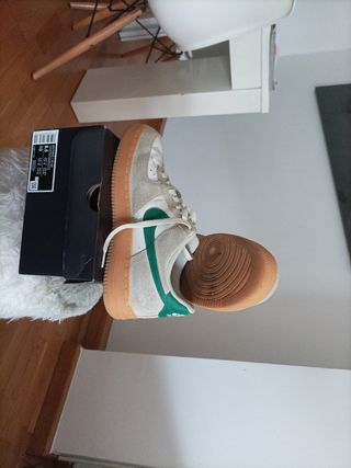 Nike Air Force 1 Talla 42 Beige/Verde