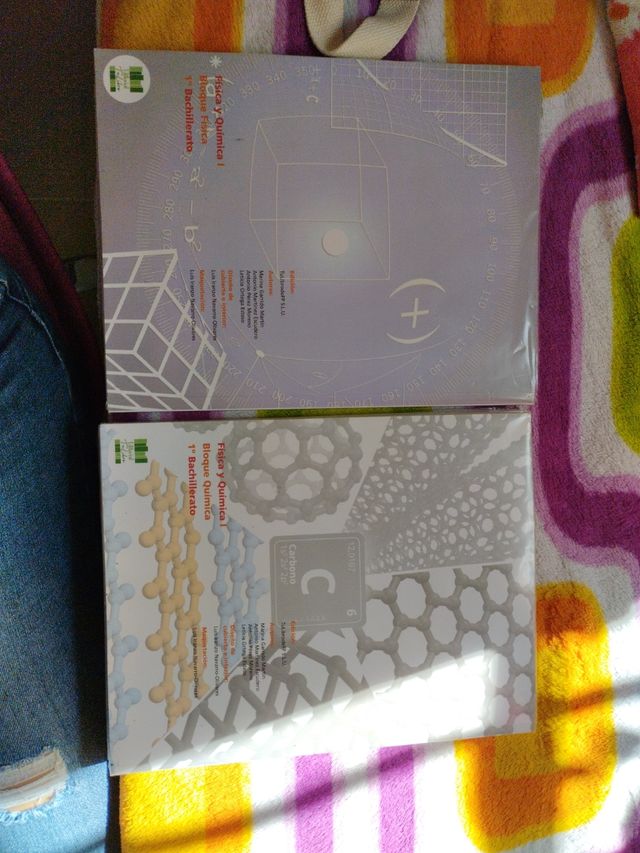 Par de libros 1⁰Bach física y química