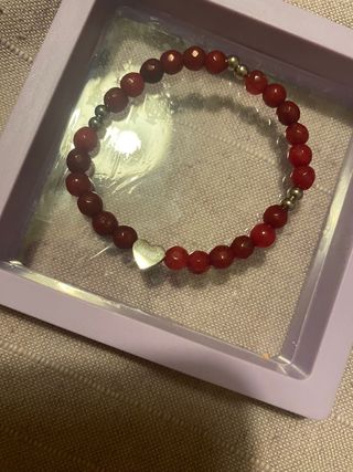 Pulsera Cuarzo Rojo Corazón acero plateado