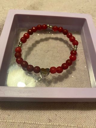 Pulsera Cuarzo Rojo Corazón acero plateado