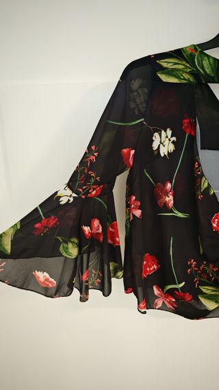 Blusa floreale nera donna