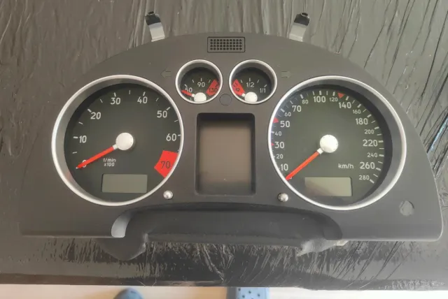Cuadro de instrumentos Audi TT MK1. RECONSTRUIDO.