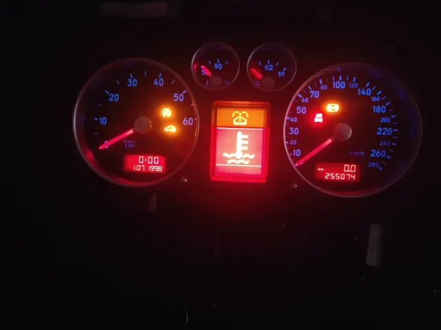 Cuadro de instrumentos Audi TT MK1. RECONSTRUIDO.