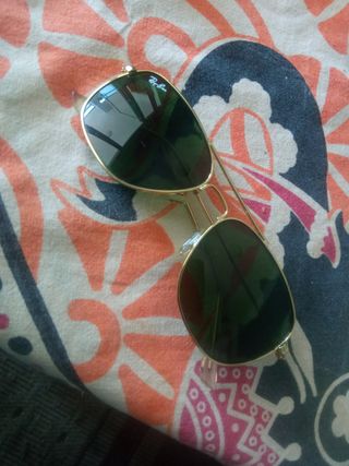 Gafas de sol Ray-Ban doradas