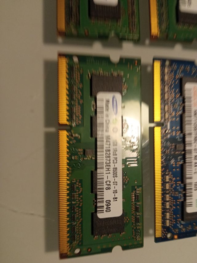 6GB (6 x 1GB) DDR3 8500s/10600s Samsung/Hynix