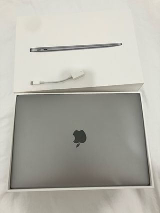 MacBook Air 13» 2019 Argento