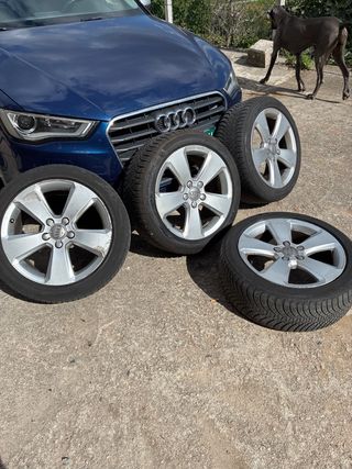 Llantas 17 con neumáticos Audi