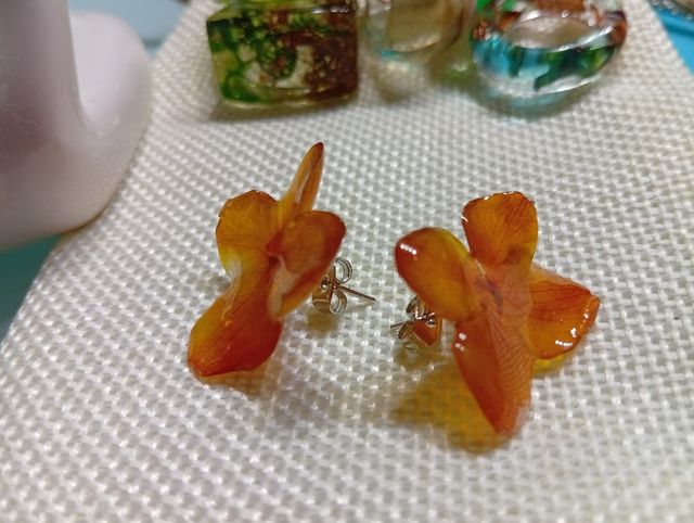 Pendientes Flor Natural Resina Naranja