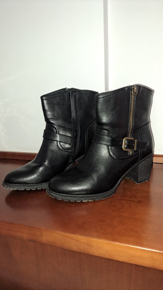 Botas de señora negras talla 39