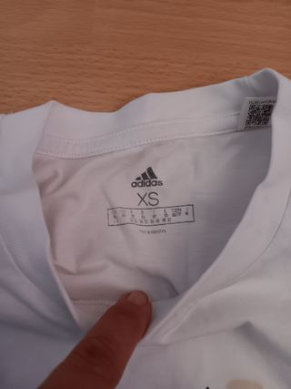 Camiseta Adidas XS floral