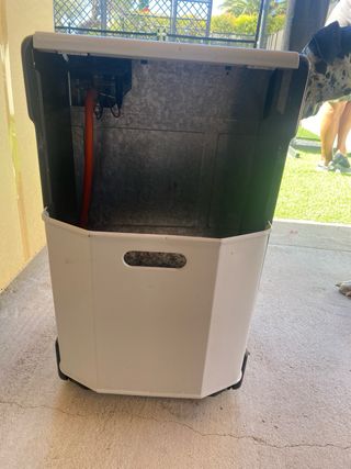 Calefactor de gas negro y plateado