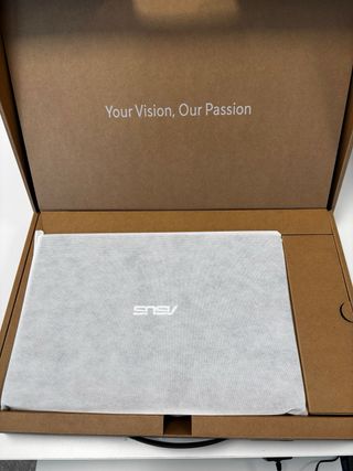 Portátil Asus ExpertBook B1 14 i3