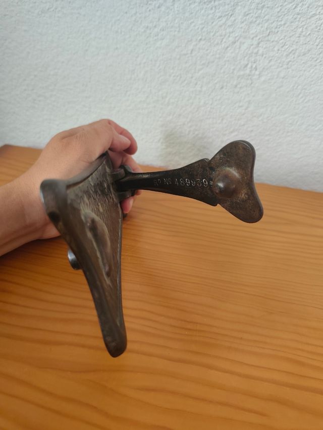 Aldaba Puerta Art Nouveau 1935