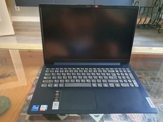 Lenovo IdeaPad 3 15ITL6 Intel i7 8GB RAM 512GB SSD