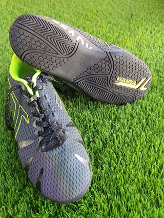 Zapatillas Fútbol Sala Decimas Grises y Verdes