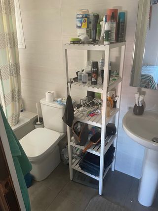 Mueble de baño blanco