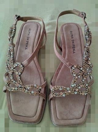 Sandalias ALMA EN PENA.