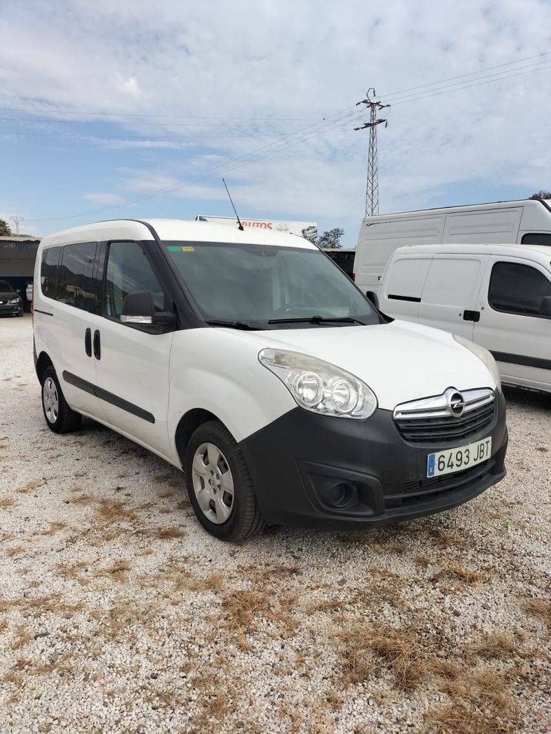 Opel Combo Tour 1.3CDTI Expression L1H1 2014