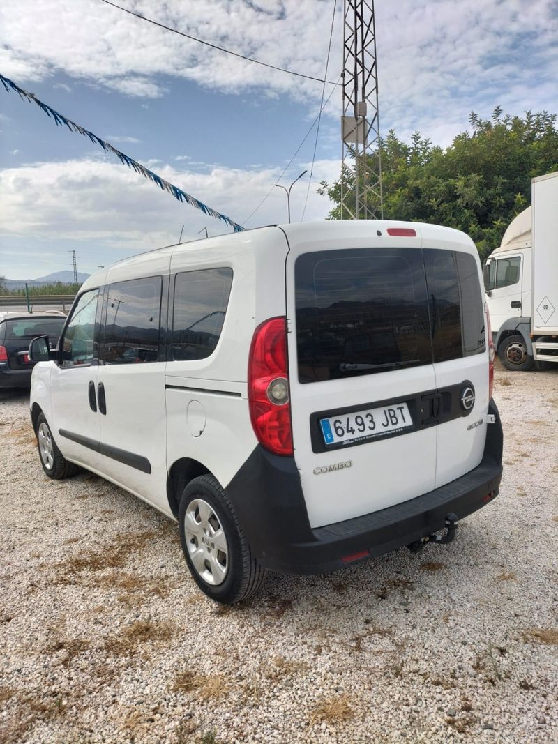 Opel Combo Tour 1.3CDTI Expression L1H1 2014, foto 3