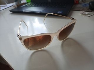 Gafas de sol Emporio Armani mujer beige