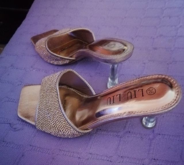 Sandalias Liu Liu Talla 36 Doradas/Plateadas