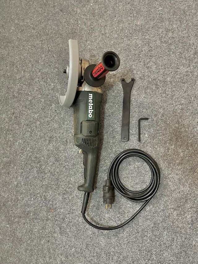 Amoladora Metabo WE 2200-230