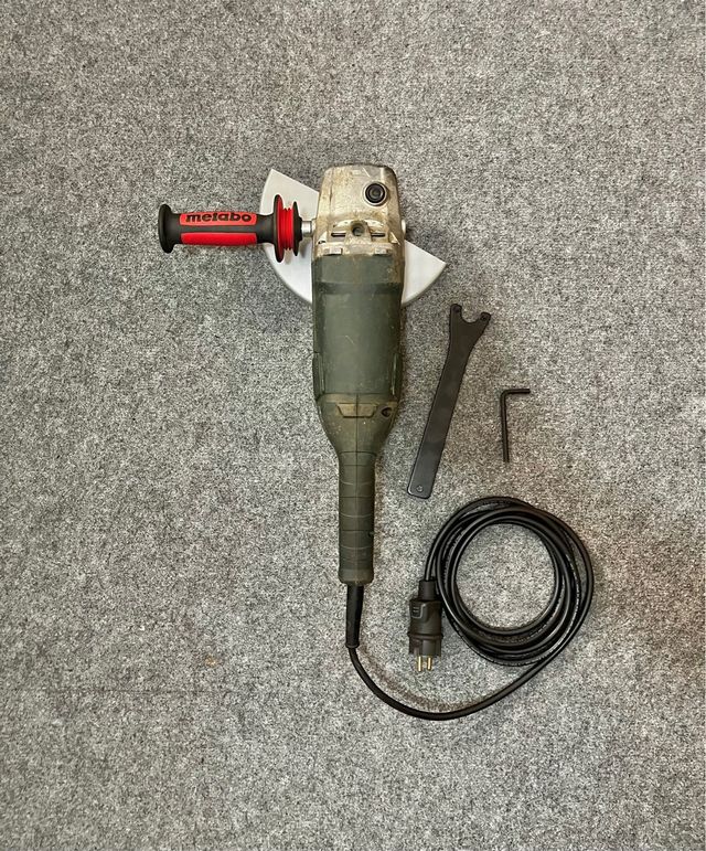 Amoladora Metabo WE 2200-230