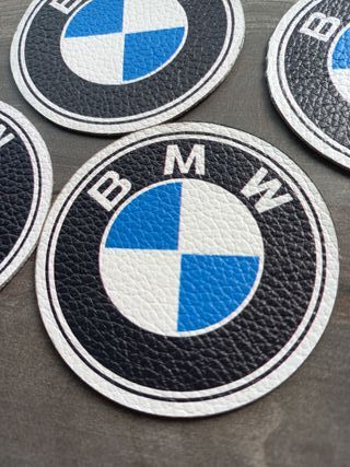 Parche BMW en Piel Negro y Azul 6,5cms
