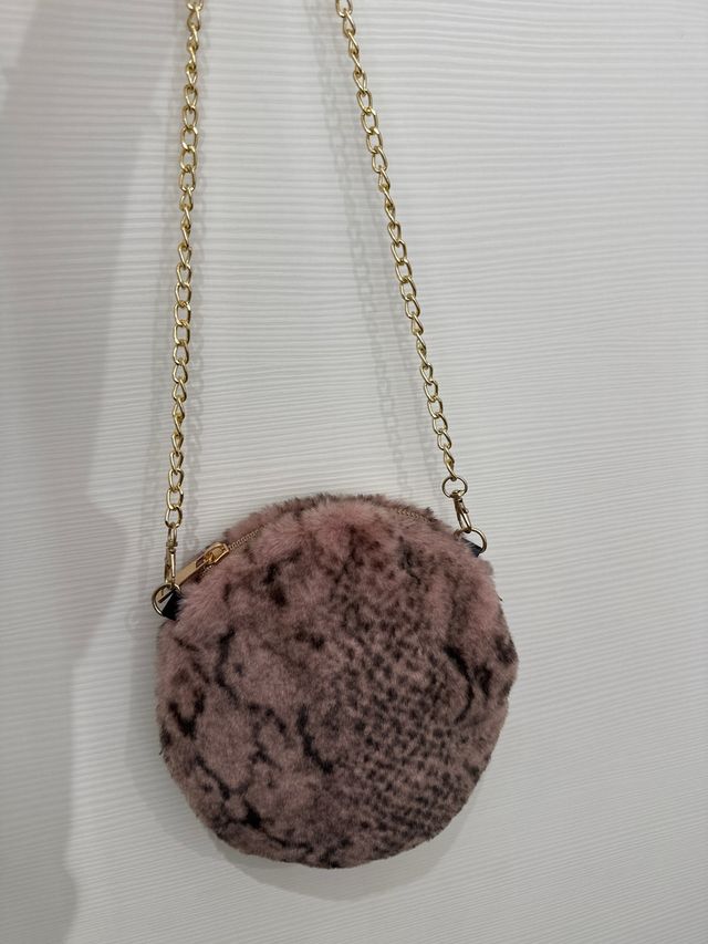 Borsetta rotonda con catena oro , foderata