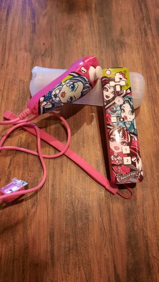 Mando y Nunchuck Monster High para Wii