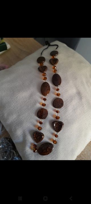 Collana marrone stile animalier 