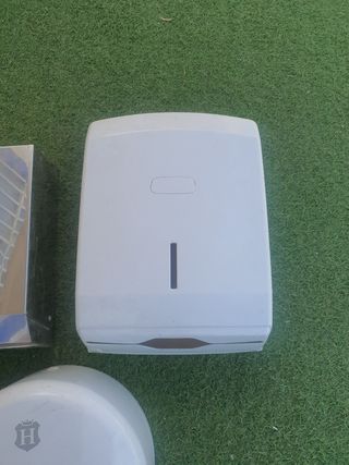 Dispensadores de Papel Baño (2 Blancos, 1 Metal)