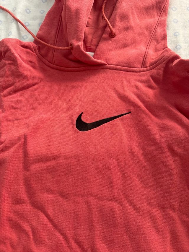 Sudadera Nike ancha de segunda mano por 25 EUR en Madrid en WALLAPOP