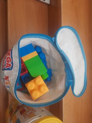 Mega Bloks y Fisher Price Bloques Construcción