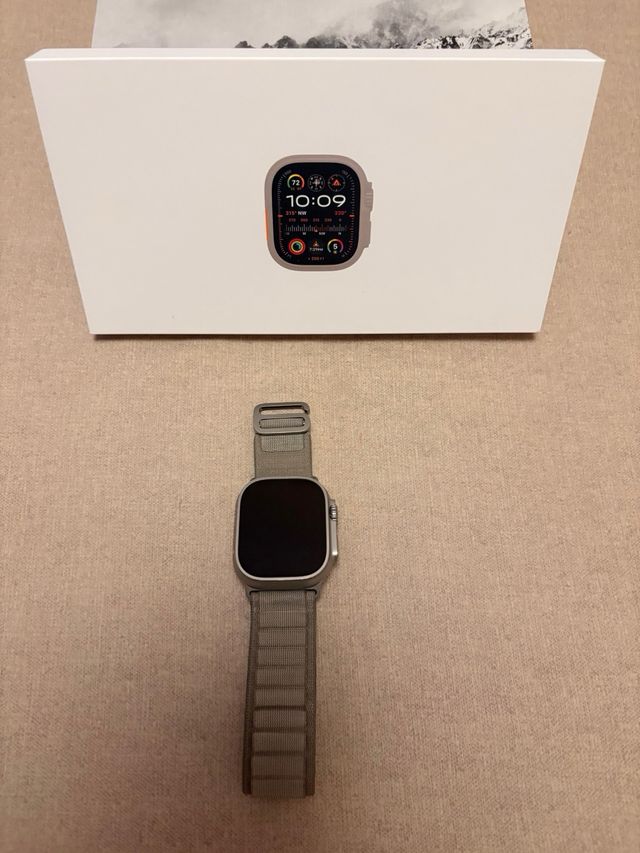 Apple Watch Ultra 2 49mm Titanio