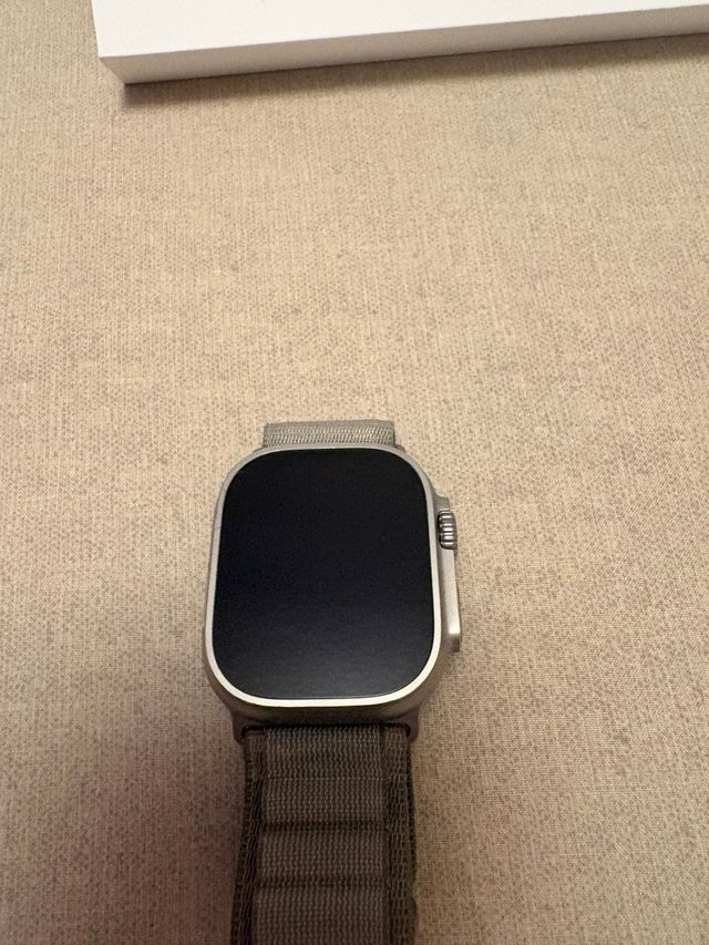 Apple Watch Ultra 2 49mm Titanio